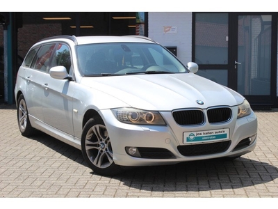 BMW 3-serie Touring 318i Luxury Line