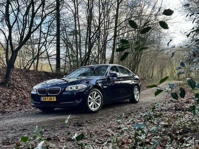 BMW 5-serie 520I Sedan High Executive Leder - Groot Navi -