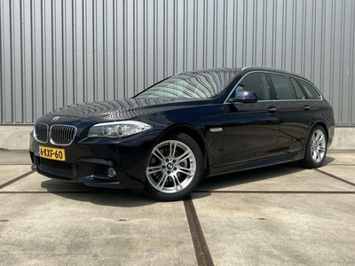 BMW 5-serie Touring 520I M-Pakket - Digitaal Dashboard -