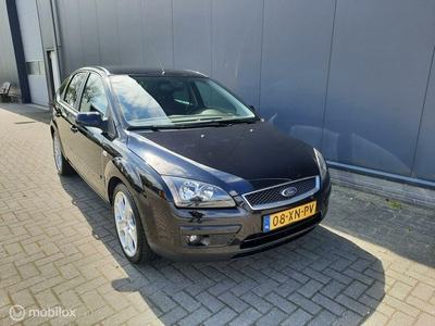 Ford Focus 1.6-16V Trend