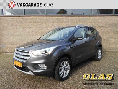 Ford Kuga 1.5 EcoBoost 150pk 2WD Titanium Haak / Navi / ECC