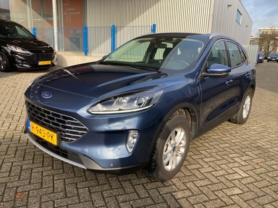 Ford Kuga Benzine