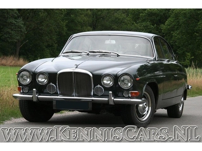 Jaguar 1967 420 G Saloon Sedan