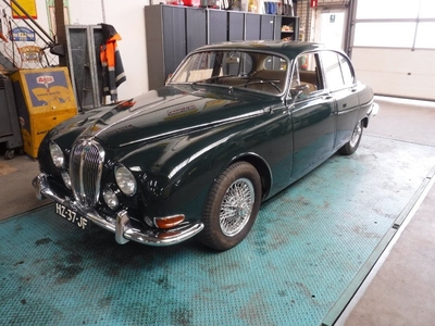 Jaguar 3.8S 1966