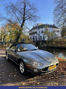 Jaguar XK8 4.2 V8 Convertible