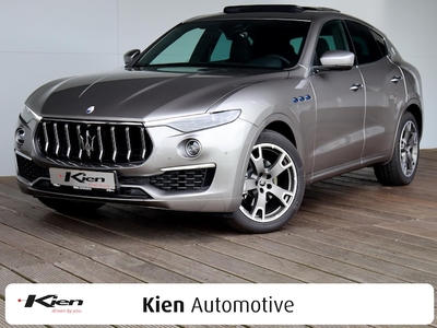 Maserati Levante Benzine