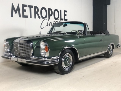 Mercedes-Benz 200-serie 280 SE Flachkuhler Werkscabrio M0621