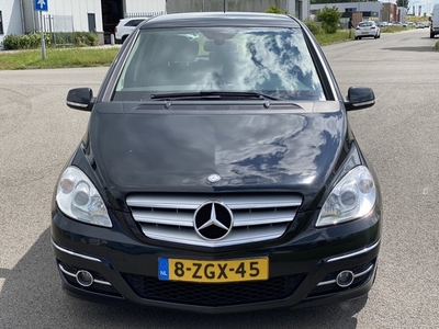 Mercedes-Benz B-Klasse 180 BlueEFFICIENCY Business CLass