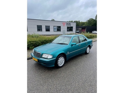 Mercedes-Benz C-klasse 180 ELEGANCE AIRCO