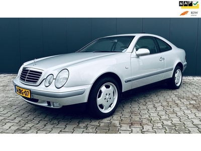 Mercedes-Benz CLK-klasse Coupé 320 Elegance 95000 KM