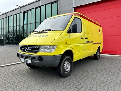 Mercedes-Benz Sprinter 312 4x4 Diesel L1 H2 Ambulance ONLY