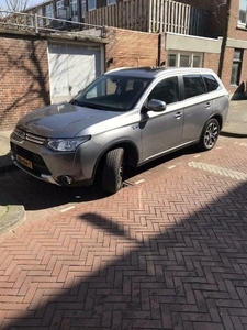 Mitsubishi Outlander 2.0 Phev 4WD CVT 5P