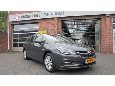 Opel Astra 1.0 Turbo 105pk Business+||ECC||PDC||Trekhaak||Rijklaar||