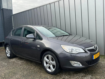 Opel Astra 1.4 Edition NAVI ELEK RAMEN NW APK