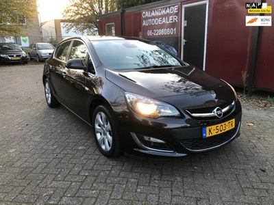 Opel Astra 1.4 Turbo Sport