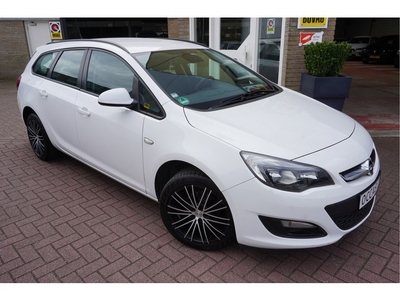 Opel Astra Sports Tourer 1.4 Turbo Edition (bj 2015)