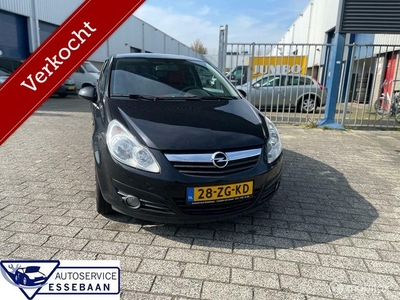 Opel Corsa 1.4-16V Enjoy Lees tekst KOPPAKKING LEKT