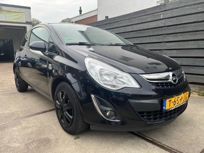 Opel Corsa BJ:2011/SERVICE ONDERHOUD!/AIRCO/NIEUWE APK!