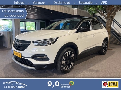 Opel Grandland X 1.2 Turbo Business Executive Two-Tone