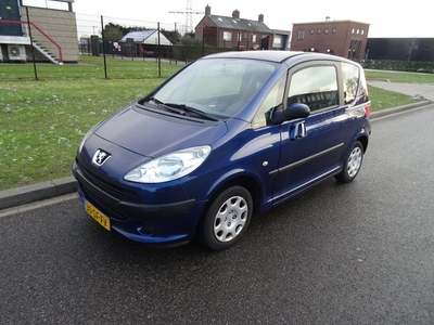 Peugeot 1007 1.4 Urban