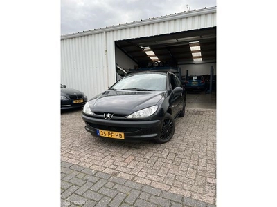 Peugeot 206 1.1 Pop' Art INRUIL KOOPJE APK 09-2023 NAP