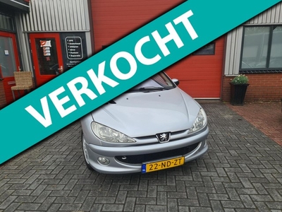 Peugeot 206 1.4 Quiksilver/Nieuwe Apk/Airco