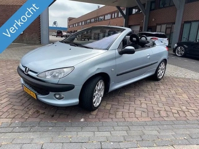 Peugeot 206 CC 1.6-16V Premium!! Airco!! APK t/m 04-2024!!