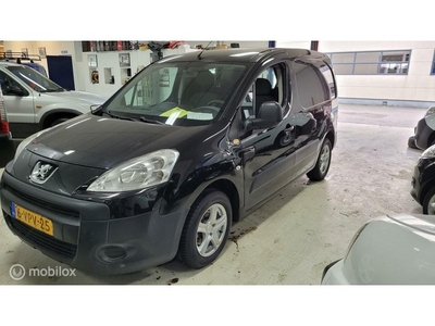 Peugeot Partner 120 1.6 HDI L1XR Pr+