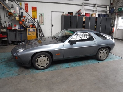 Porsche 928 S 1984 8 cil. 4.7Ltr.