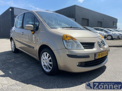 Renault Modus 1.6-16V Privilège Luxe