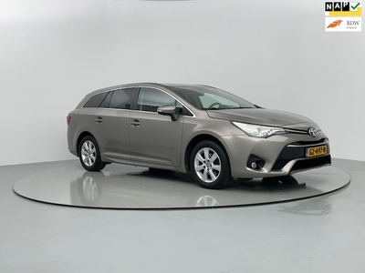 Toyota Avensis Benzine