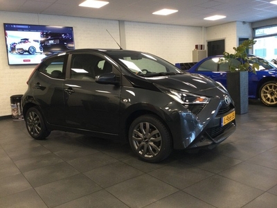 Toyota Aygo 1.0 VVT-i x-play NL AUTO