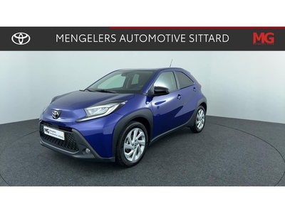 Toyota Aygo X 1.0 VVT-i MT first