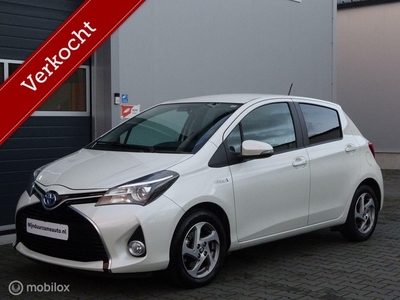 Toyota Yaris 1.5 Hybrid Aut. Dealer, Camera, Garantie