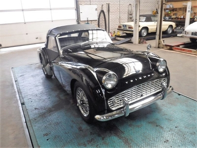 Triumph TR3A 1960 4 cil. 1991cc 