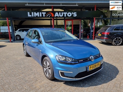 Volkswagen E-Golf XENON/LEER/NAVI/LEER/PDC/€2000 subsidie!