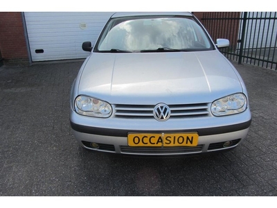 Volkswagen Golf 1.6