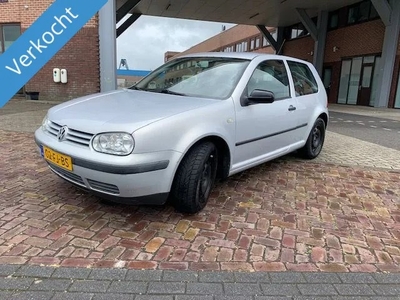 Volkswagen Golf 1.6 Trendline! 2000! Airco! VERKOCHT!