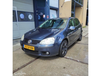 Volkswagen Golf 2.0 FSI Comfortline