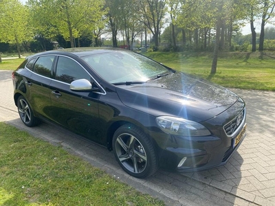 Volvo V40 1.6 D2 Summum