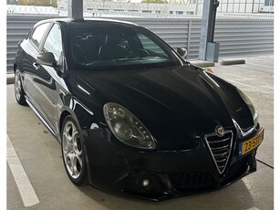 Alfa Romeo Giulietta 1.4 T Distinctive (bj 2011, automaat)