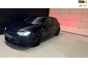 Audi A1 Sportback 30 TFSI S edition 3x S-line Automaat vol