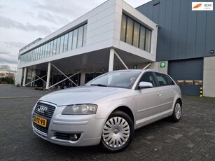 Audi A3 Sportback 1.6 Attraction AIRCO CRUISE 2 X SLEUTELS