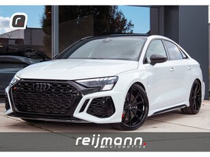 Audi RS3 Limousine 2.5 TFSI Quattro RS Leder HUD