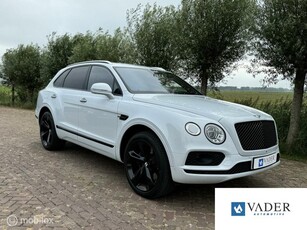 Bentley Bentayga 4.0 V8 Blackline City&Touring Pano Hud