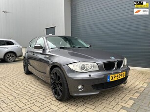 BMW 1-serie 120i EXE AUT XENON PDC 2006