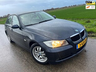 BMW 3-serie 318i executive / 2006