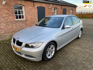 BMW 3-serie 320i Executive