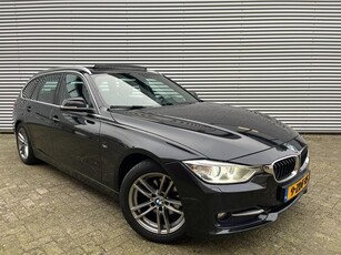 BMW 3-serie Touring 318d ExecutivePanoElkr