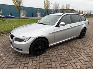 BMW 3-serie Touring 318i